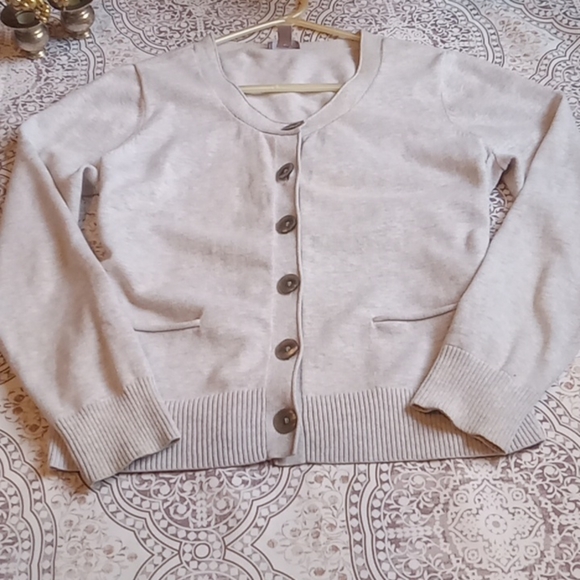 J Jill short button down cardigan - Picture 14 of 15